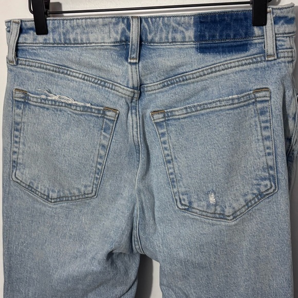 A&F The Dad high rise distressed jeans - Picture 6 of 6